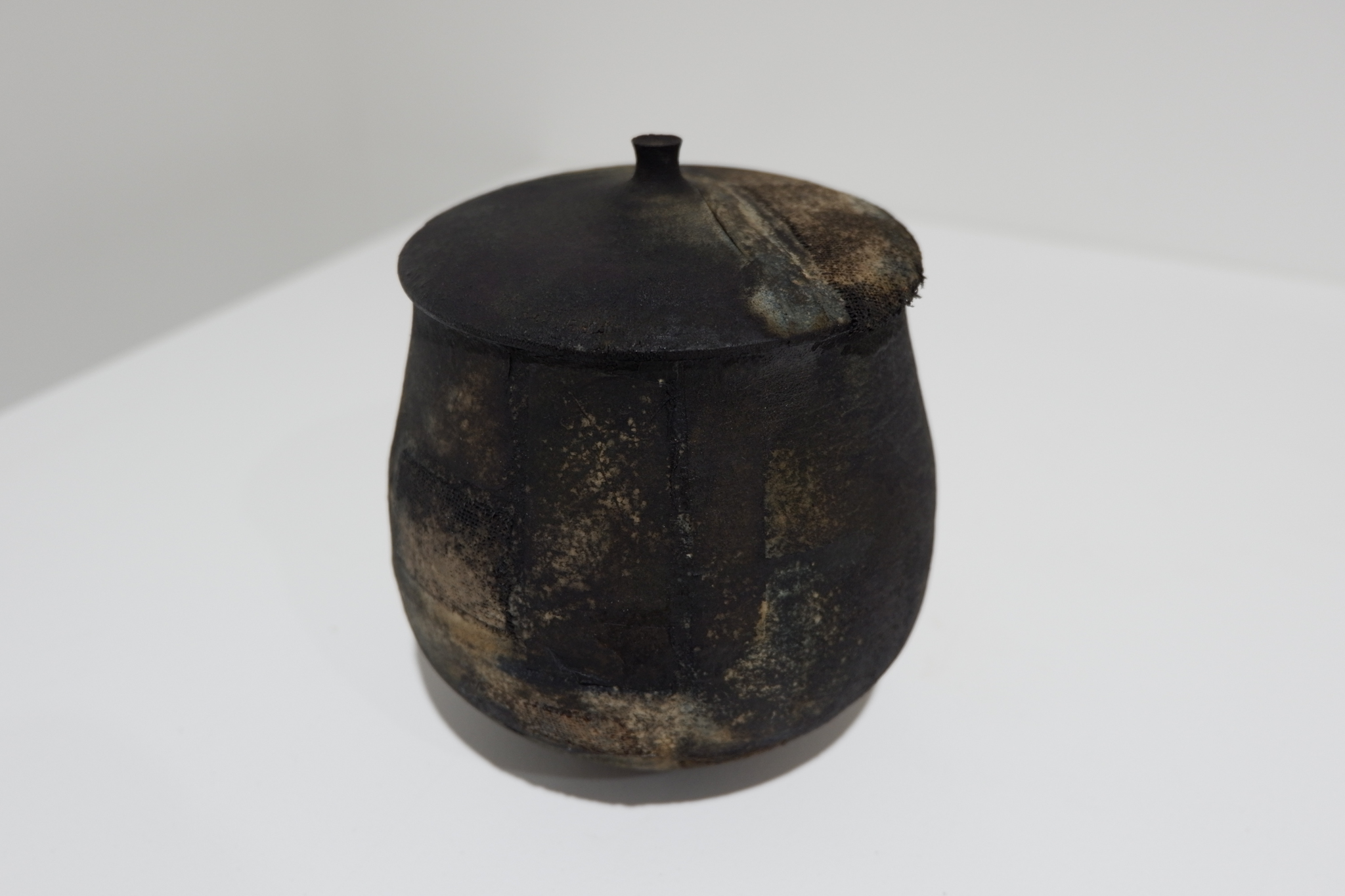 逸品　古鉄　平安省鋳堂　蓋物　香炉　花活け　灰皿　明治金工　和骨董　アンティーク 逸品 古鉄 平安省鋳堂 蓋物 香炉 花活け 灰皿 明治金工 和骨董