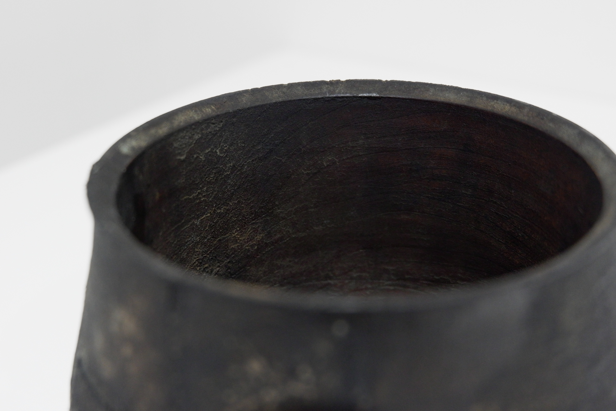 督田昌巳 蓋壺 – Goyo Gallery