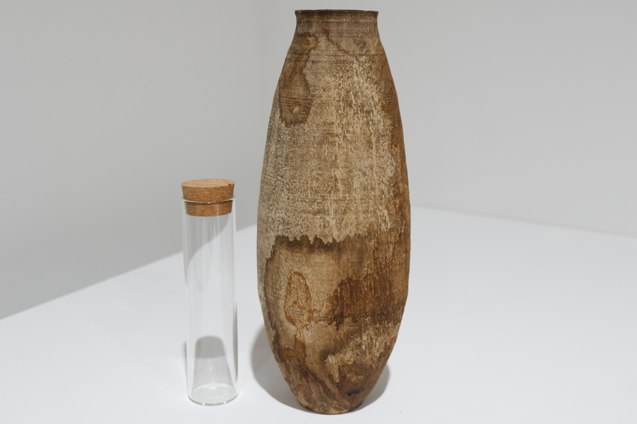 督田昌巳 花器 – Goyo Gallery